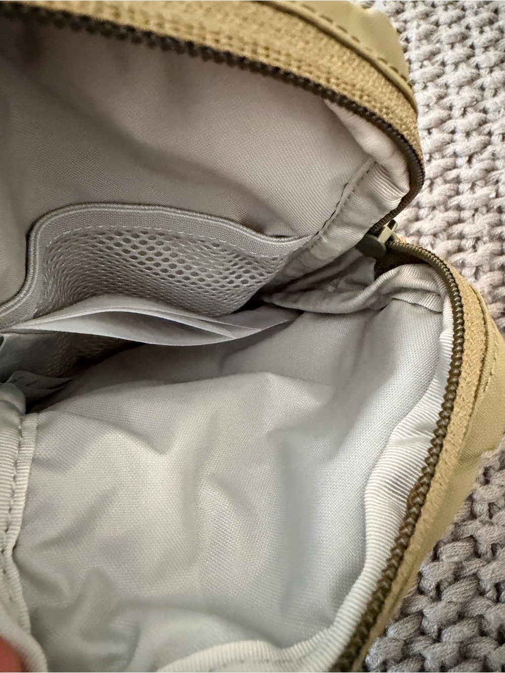 Fjallraven olive green crossbody bag with orange accents - Picture 3 of 6